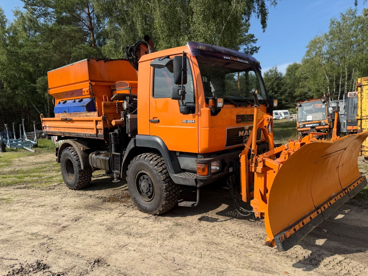 MAN 10.224 Atlas Kran Salzstreuer 4X4 - Самосвал камион, Камион с кран: снимка 3 MAN 10.224 Atlas Kran Salzstreuer 4X4 - Самосвал камион, Камион с кран: снимка 3