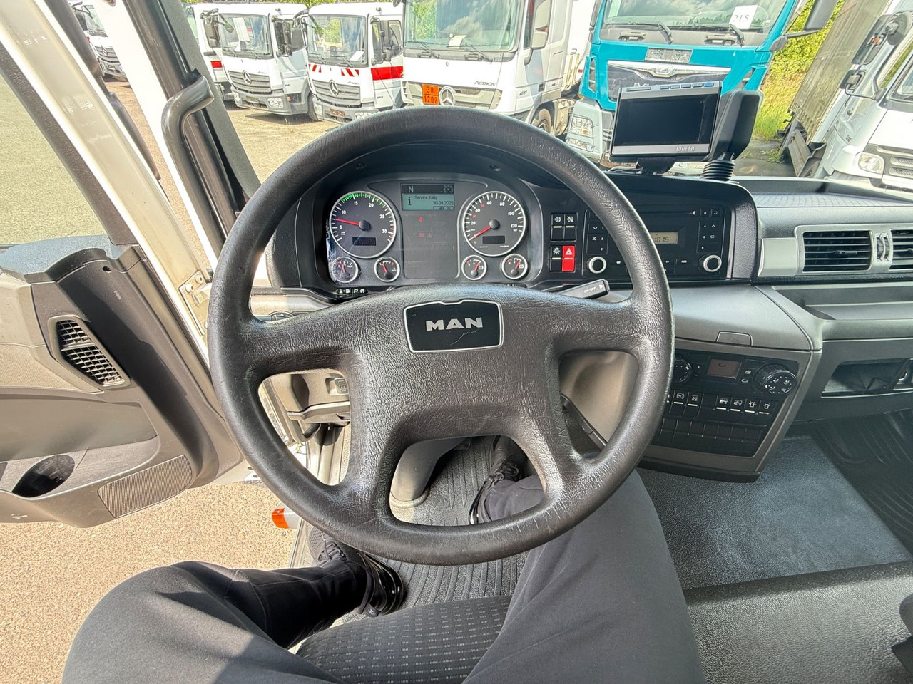 Бордови камион MAN TGL 8.180: снимка 9