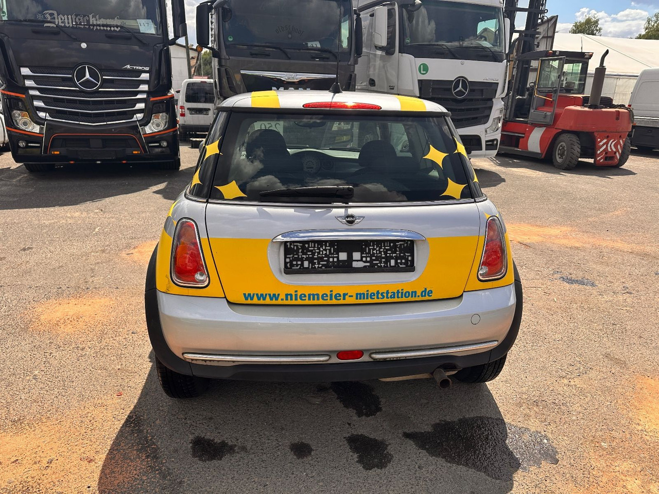 MINI ONE Mini One - Лек автомобил: снимка 4 MINI ONE Mini One - Лек автомобил: снимка 4
