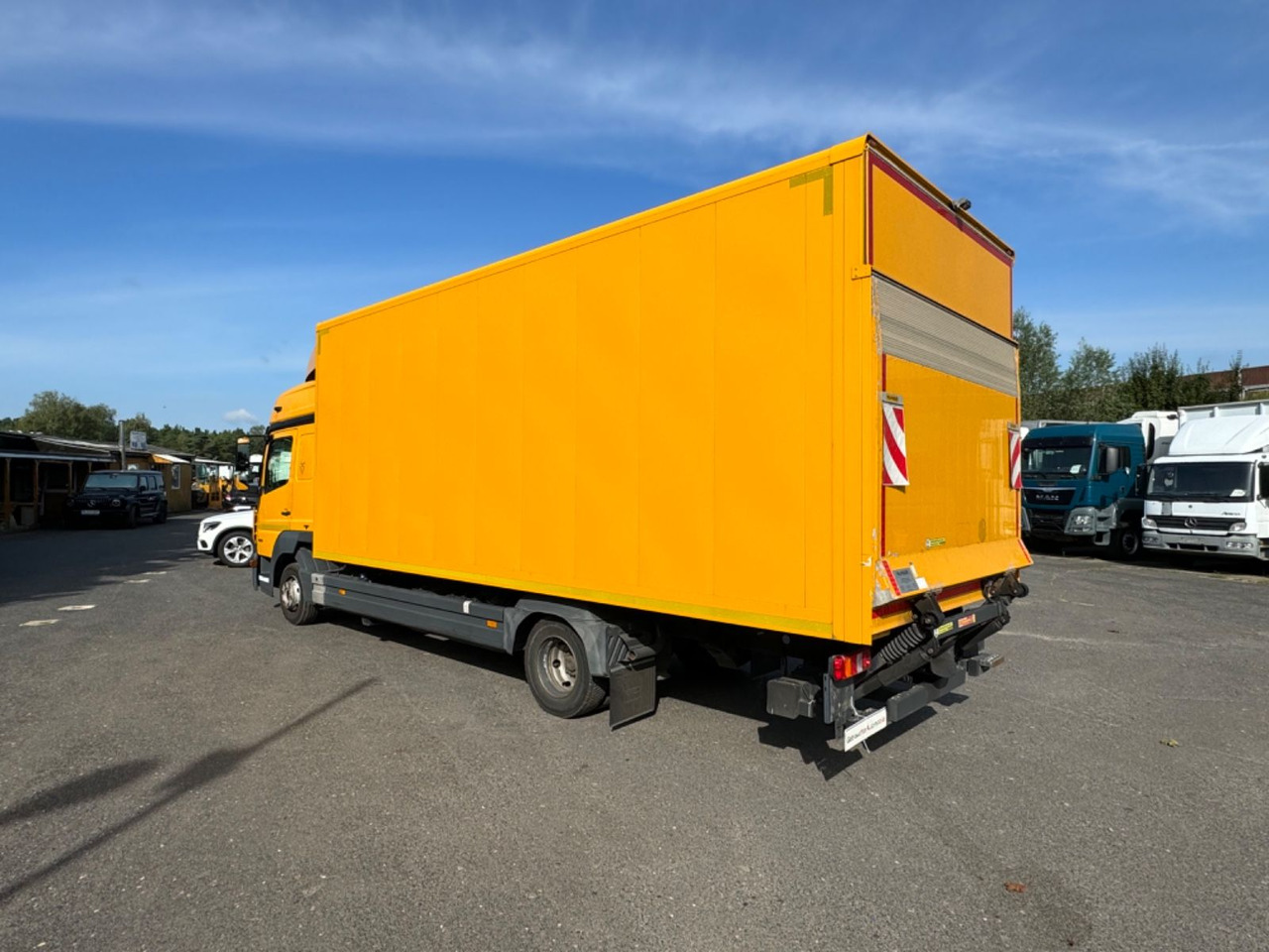 Камион фургон Mercedes-Benz Atego 823 Klima Tempomat - Lbw - Schlafplatz: снимка 7