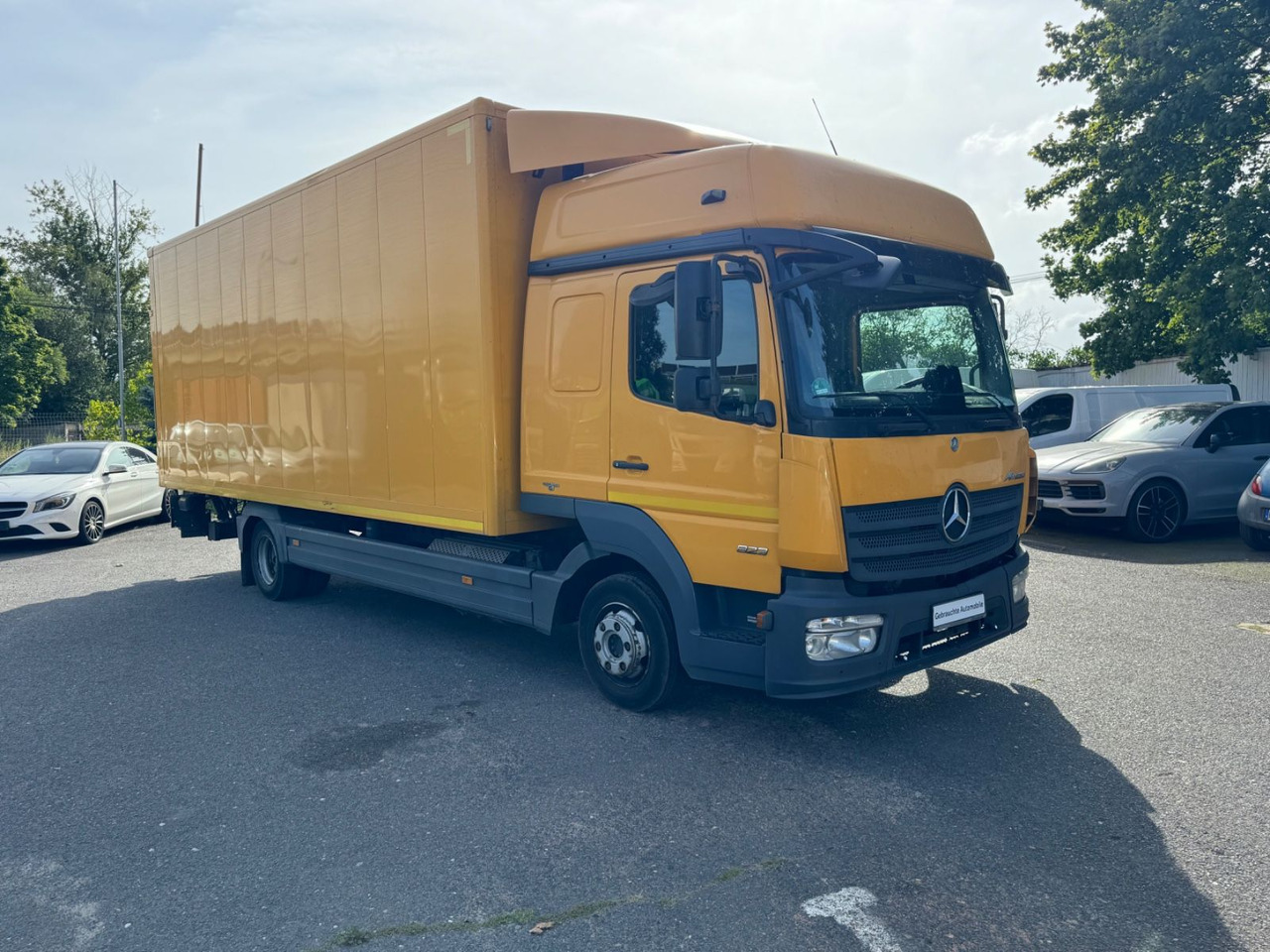 Mercedes-Benz Atego 823 Klima Tempomat - Lbw - Schlafplatz - Камион фургон: снимка 2 Mercedes-Benz Atego 823 Klima Tempomat - Lbw - Schlafplatz - Камион фургон: снимка 2