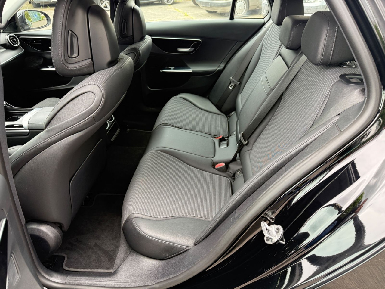 Комби Mercedes-Benz C 220 T d: снимка 14