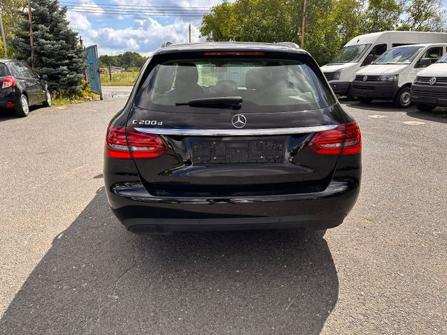 Mercedes-Benz C Klasse T-Modell C 200 d - Комби: снимка 4 Mercedes-Benz C Klasse T-Modell C 200 d - Комби: снимка 4