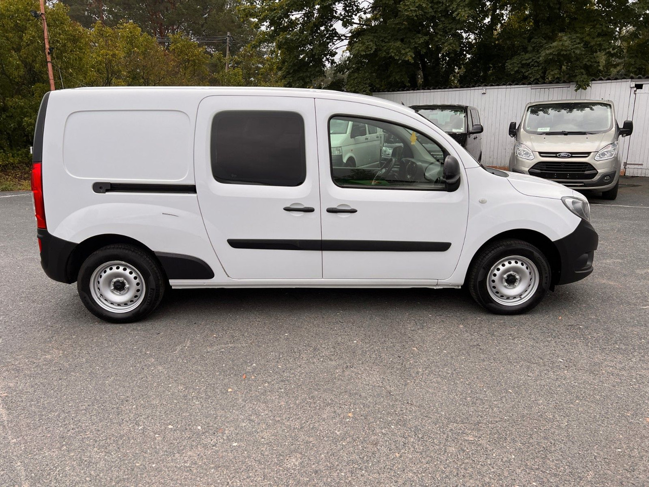 Mercedes-Benz Citan Mixto 111 CDI extralang - Пътнически бус: снимка 5 Mercedes-Benz Citan Mixto 111 CDI extralang - Пътнически бус: снимка 5