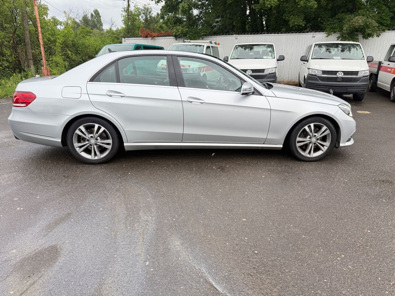Mercedes-Benz E 300 E -Klasse Lim. E 300 BlueTec - Седан: снимка 5 Mercedes-Benz E 300 E -Klasse Lim. E 300 BlueTec - Седан: снимка 5