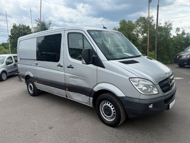 Mercedes-Benz Sprinter II Kasten 219 CDI Automatik - Малък ван: снимка 2 Mercedes-Benz Sprinter II Kasten 219 CDI Automatik - Малък ван: снимка 2