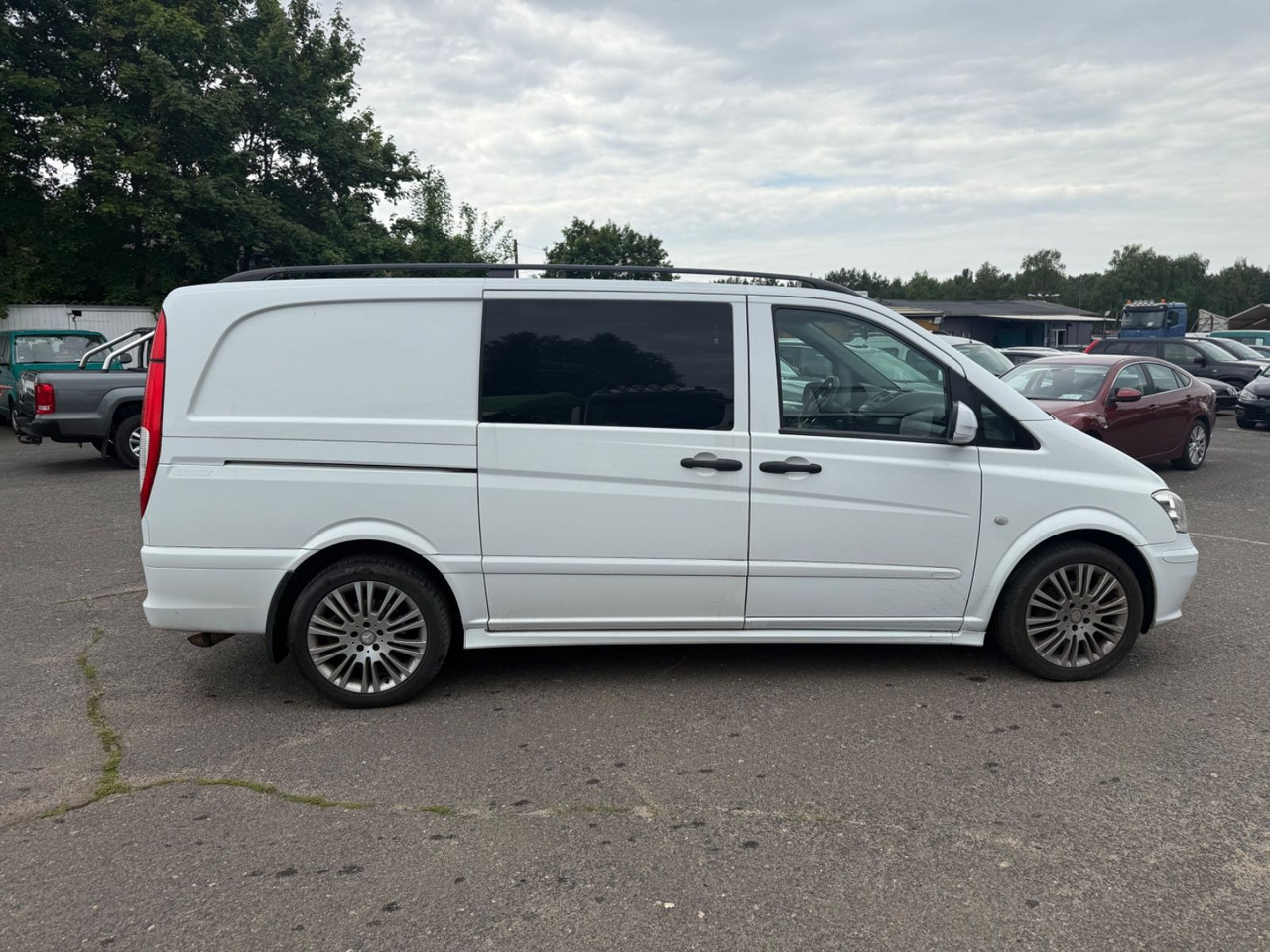 Mercedes-Benz Vito Mixto 122 CDI EFFECT lang - Пътнически бус: снимка 3 Mercedes-Benz Vito Mixto 122 CDI EFFECT lang - Пътнически бус: снимка 3