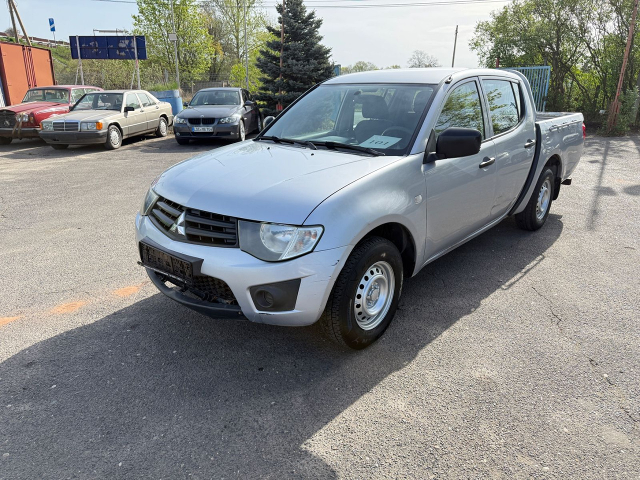Mitsubishi L200 Inform Doppelkabine 2WD - Джип: снимка 2 Mitsubishi L200 Inform Doppelkabine 2WD - Джип: снимка 2