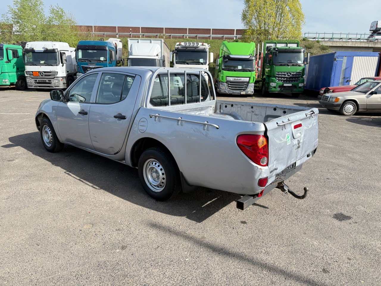 Mitsubishi L200 Inform Doppelkabine 2WD - Джип: снимка 4 Mitsubishi L200 Inform Doppelkabine 2WD - Джип: снимка 4