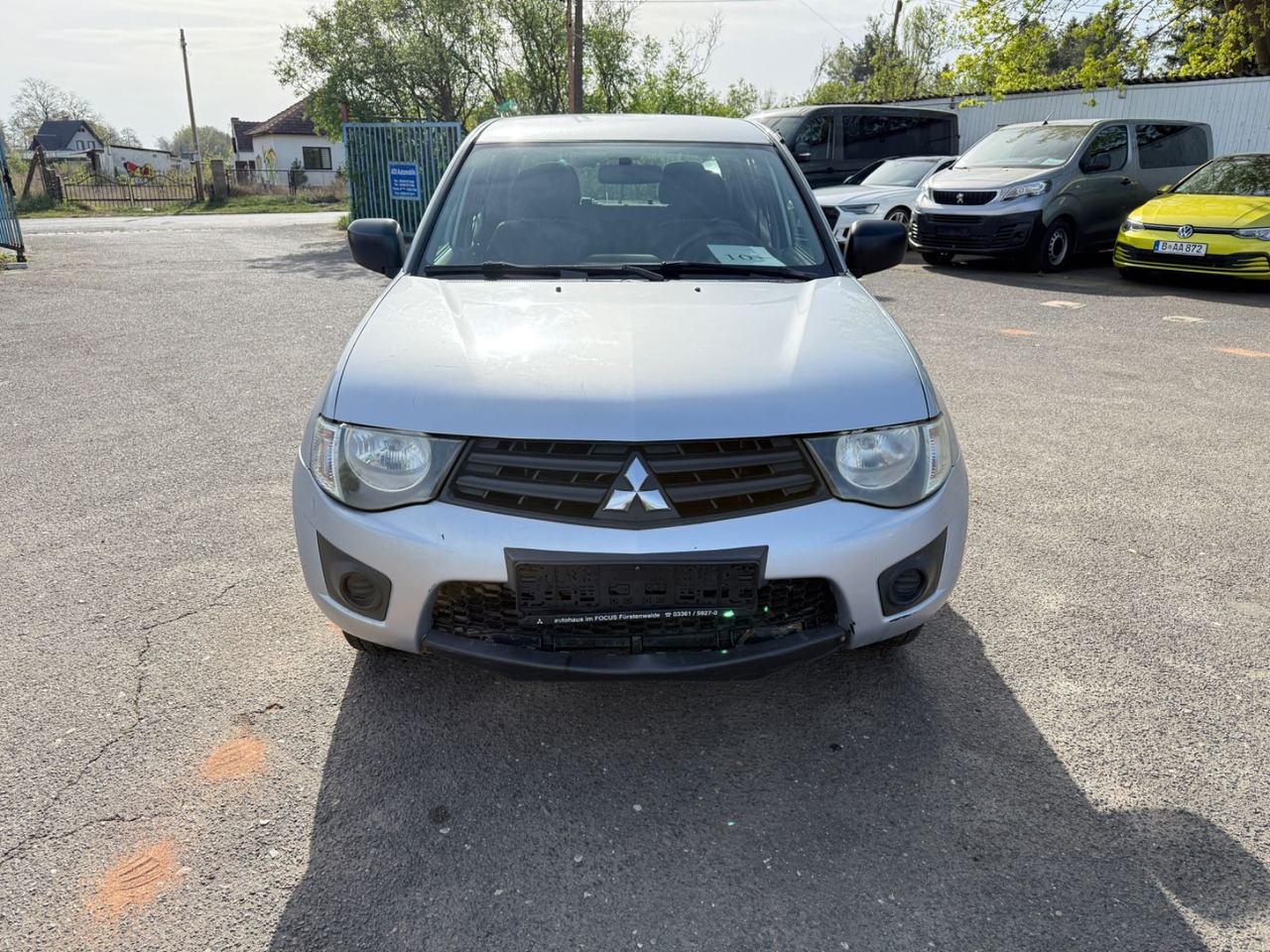 Mitsubishi L200 Inform Doppelkabine 2WD - Джип: снимка 1 Mitsubishi L200 Inform Doppelkabine 2WD - Джип: снимка 1