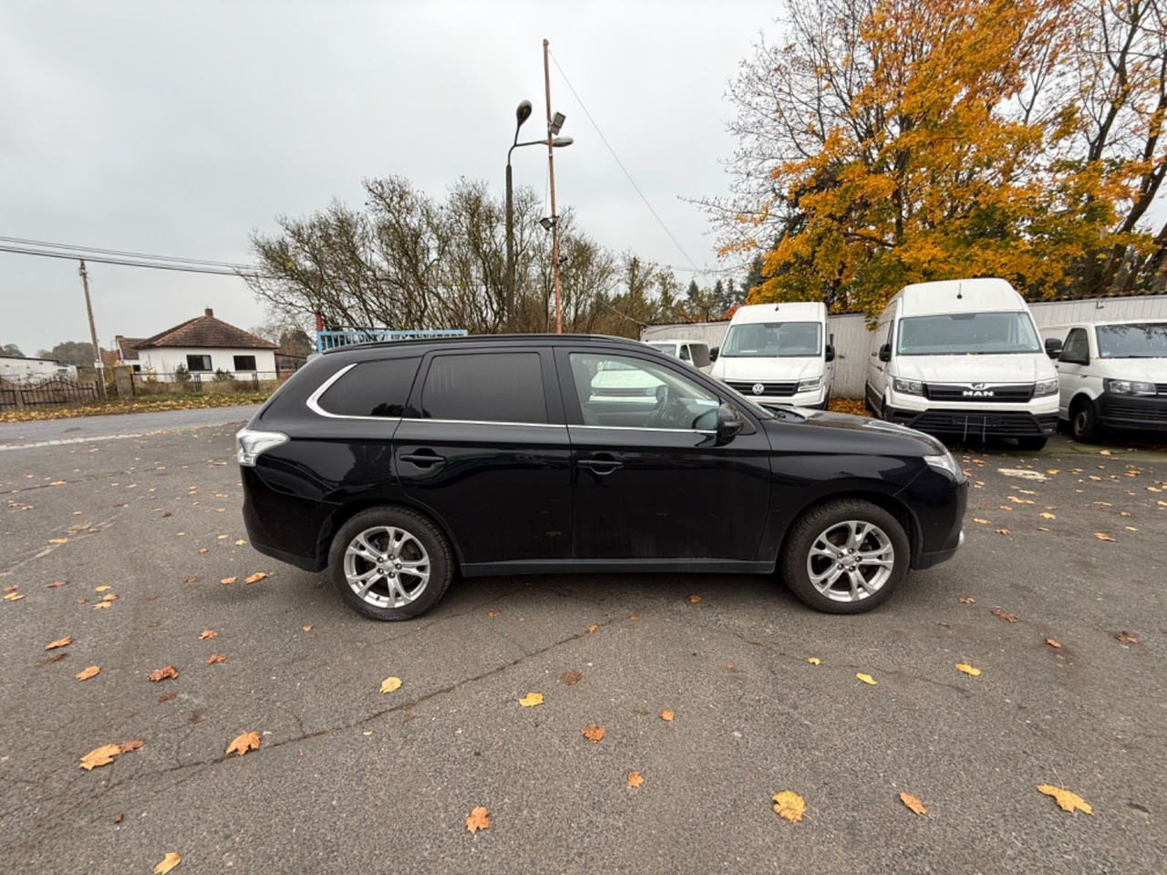 Mitsubishi Outlander 4X4 Allrad ClearTec Instyle - Джип: снимка 3 Mitsubishi Outlander 4X4 Allrad ClearTec Instyle - Джип: снимка 3