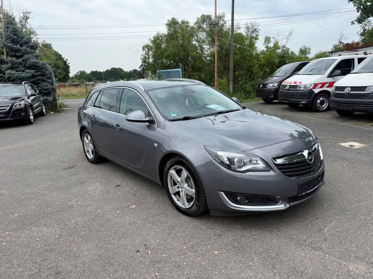 Opel Insignia A Sports Tourer Innovation - Комби: снимка 2 Opel Insignia A Sports Tourer Innovation - Комби: снимка 2