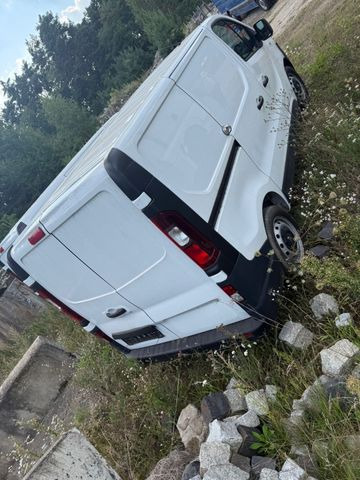 Opel Vivaro B Kasten/Kombi Kasten L1H1 2,7t - Малък ван: снимка 5 Opel Vivaro B Kasten/Kombi Kasten L1H1 2,7t - Малък ван: снимка 5