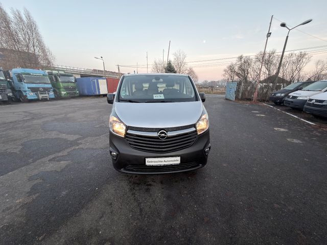Opel Vivaro - Малък ван: снимка 1 Opel Vivaro - Малък ван: снимка 1