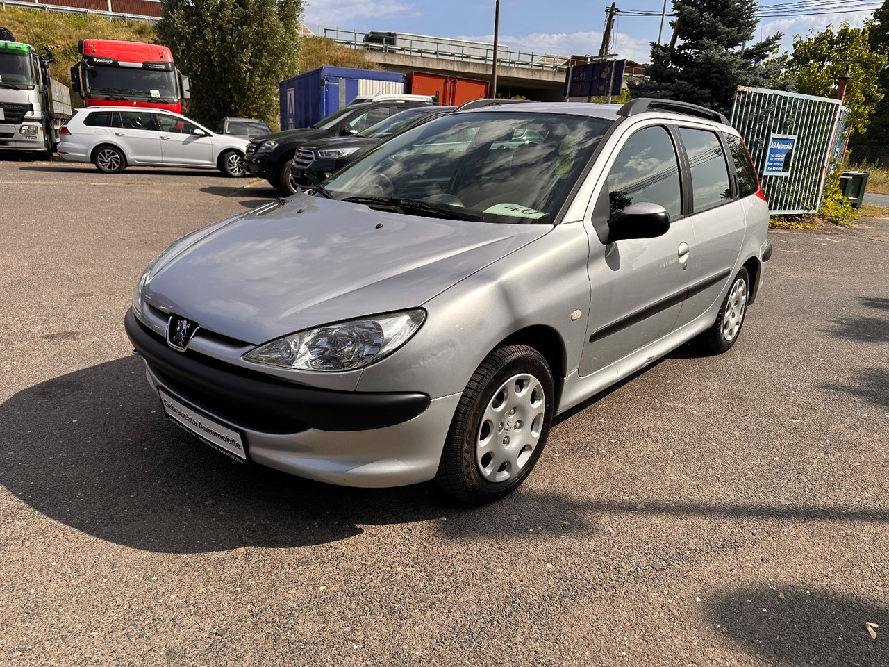 Peugeot 206 SW Grand Filou Cool - Комби: снимка 3 Peugeot 206 SW Grand Filou Cool - Комби: снимка 3