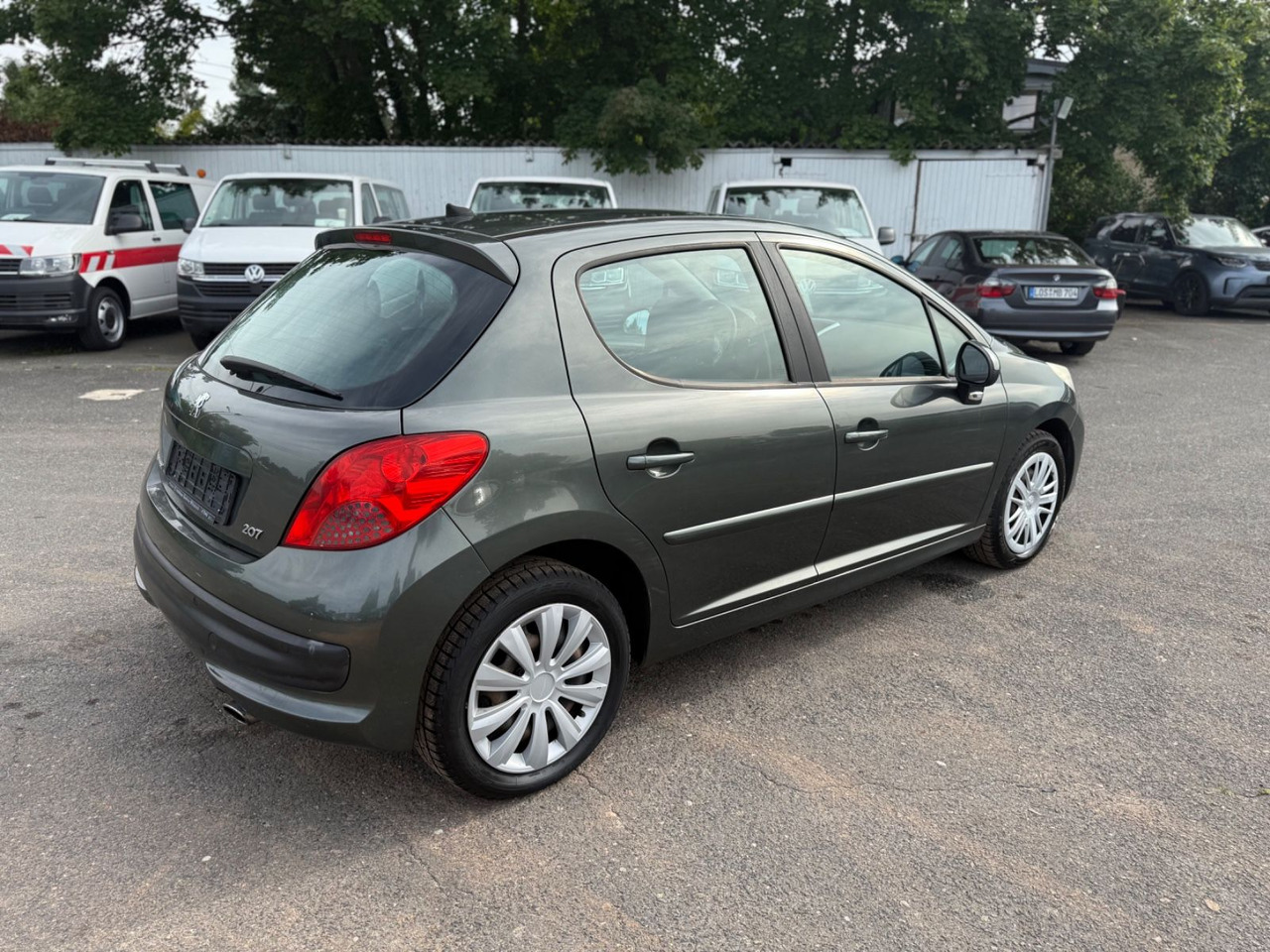 Peugeot 207 Sport Automatik - Седан: снимка 4 Peugeot 207 Sport Automatik - Седан: снимка 4