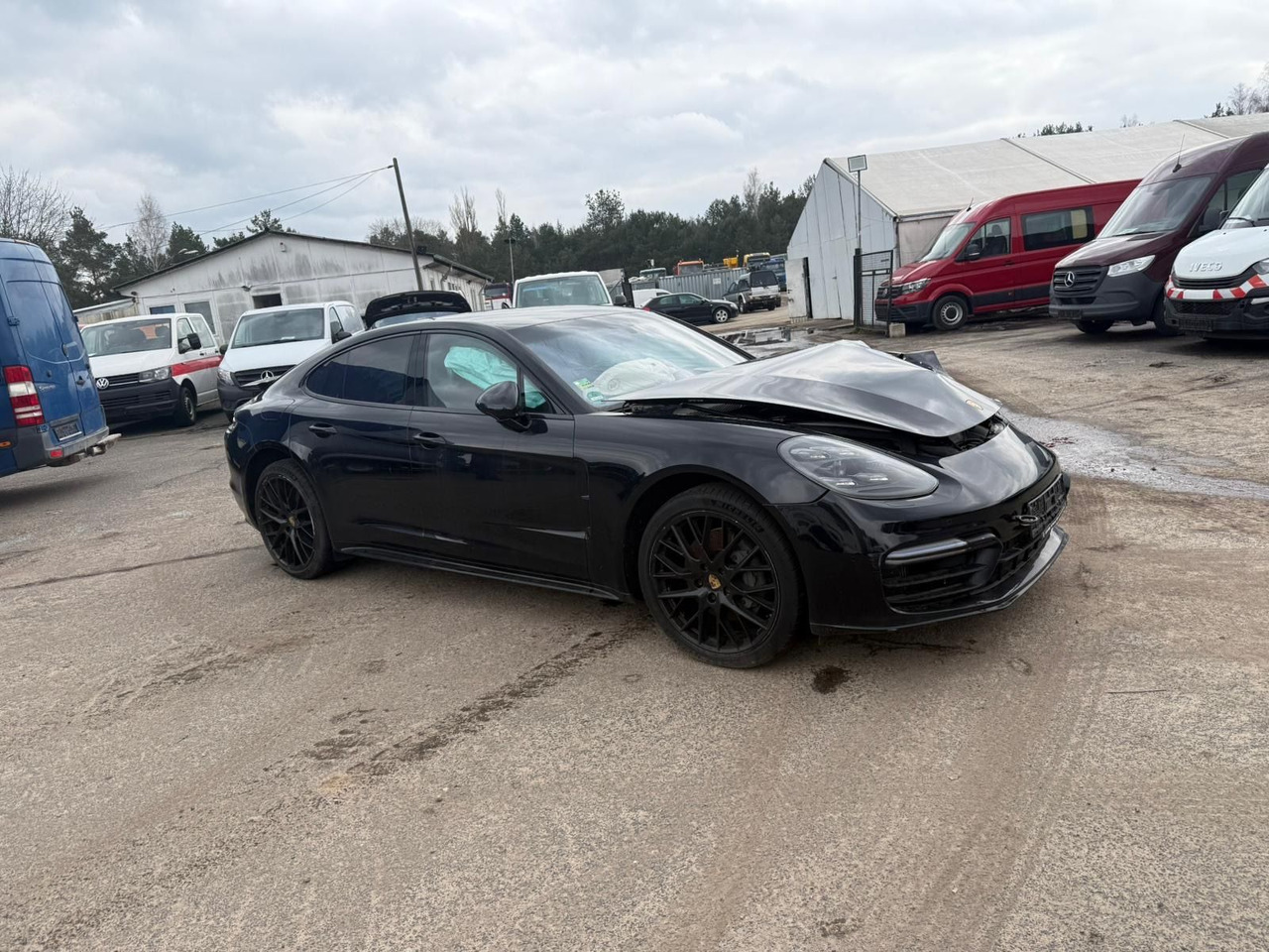 Porsche Panamera 4 S Diesel UNFALL!! - Лек автомобил: снимка 1 Porsche Panamera 4 S Diesel UNFALL!! - Лек автомобил: снимка 1