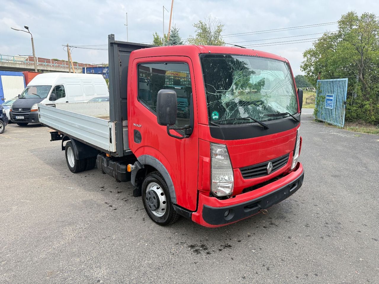 Renault Mahity 130.35 DXI - Бордови бус: снимка 2 Renault Mahity 130.35 DXI - Бордови бус: снимка 2