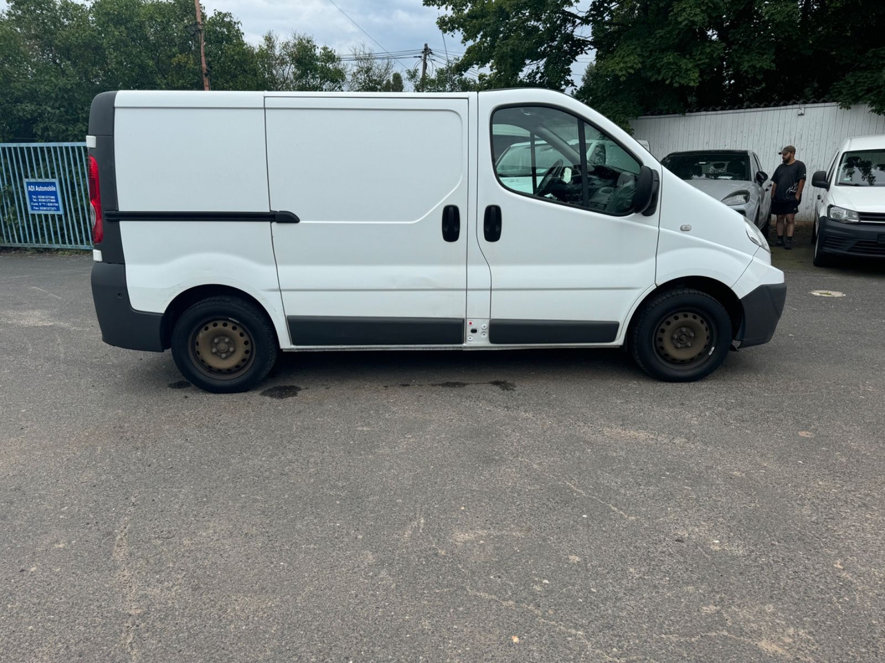 Renault Trafic - Малък ван: снимка 3 Renault Trafic - Малък ван: снимка 3