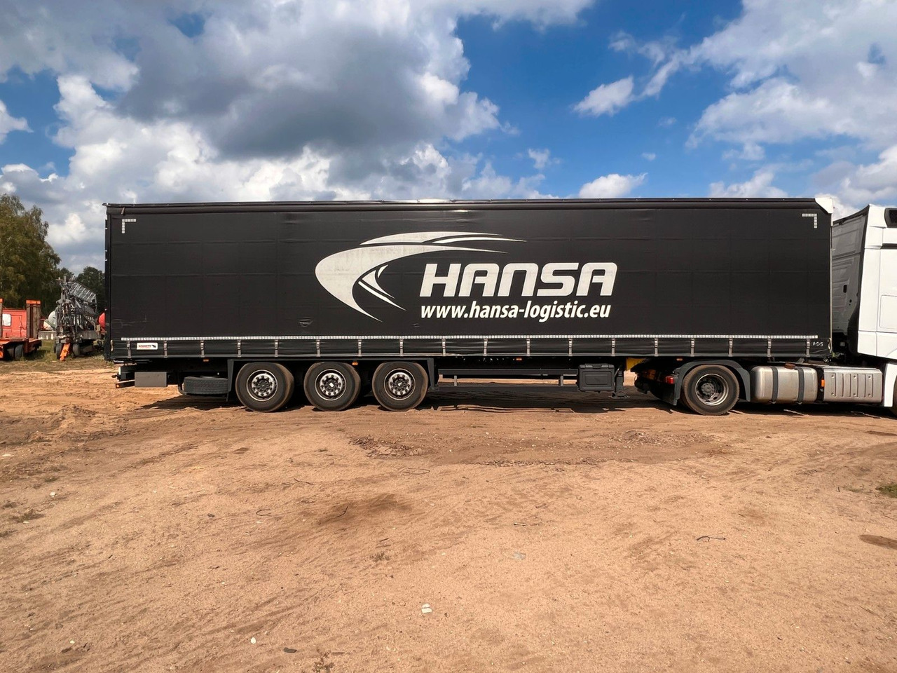 Schmitz Cargobull SCB S3T - Брезентово полуремарке: снимка 3 Schmitz Cargobull SCB S3T - Брезентово полуремарке: снимка 3