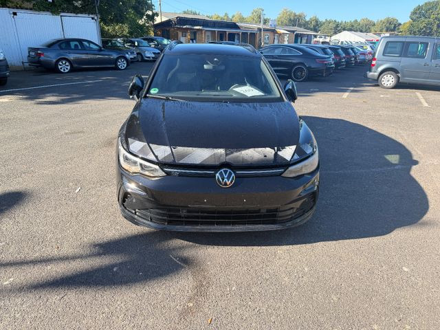 Volkswagen Golf VIII Variant R-Line Wasserschaden - Комби: снимка 2 Volkswagen Golf VIII Variant R-Line Wasserschaden - Комби: снимка 2