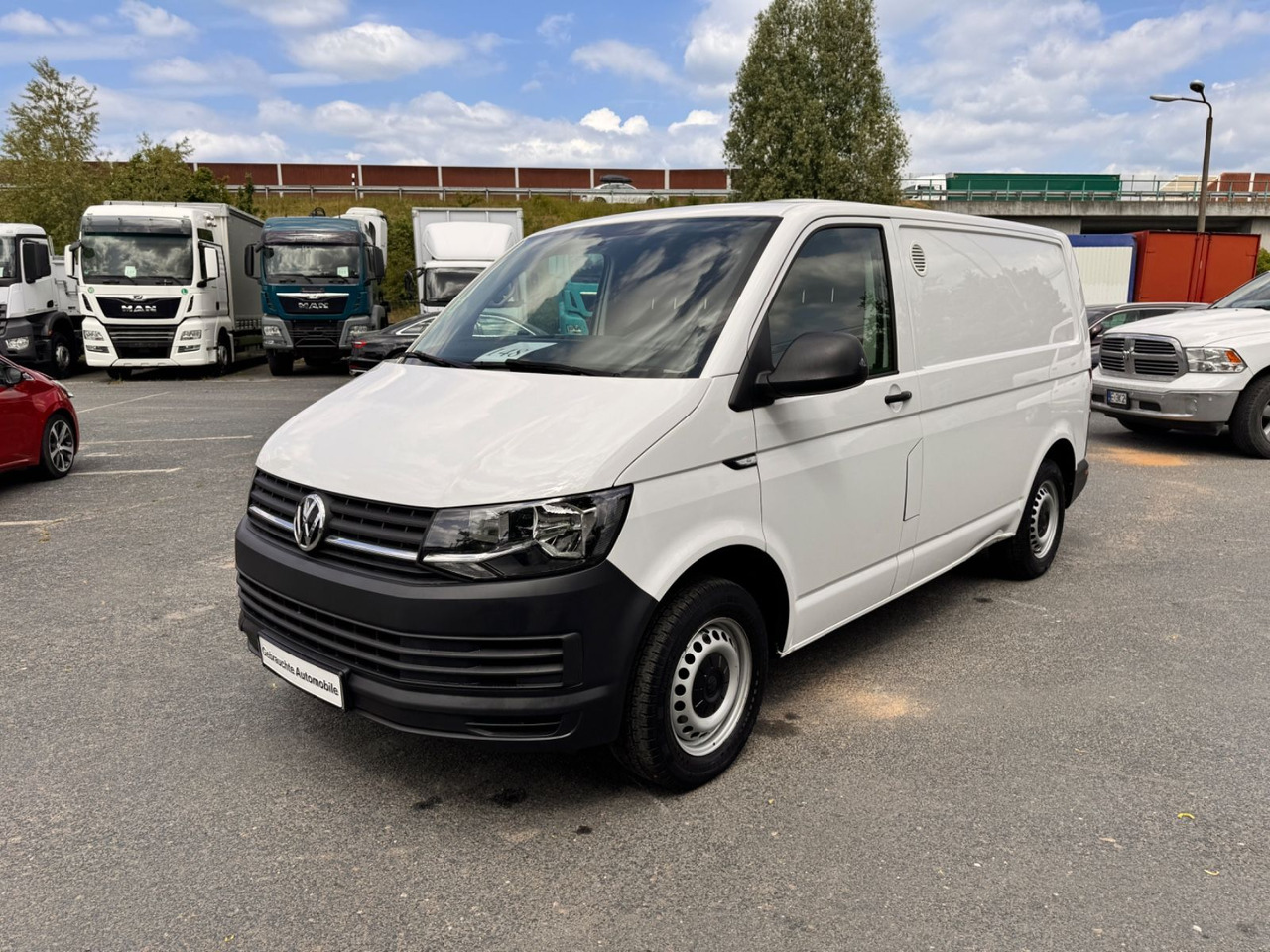 Volkswagen T6 Transporter 2.0 TDI 49 tkm - Малък ван: снимка 3 Volkswagen T6 Transporter 2.0 TDI 49 tkm - Малък ван: снимка 3