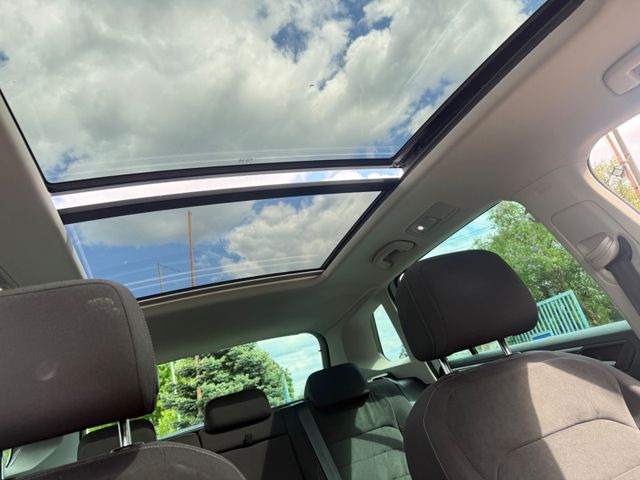 Джип Volkswagen Tiguan Highline BMT/Start-Stopp 4Motion: снимка 14 Джип Volkswagen Tiguan Highline BMT/Start-Stopp 4Motion: снимка 14