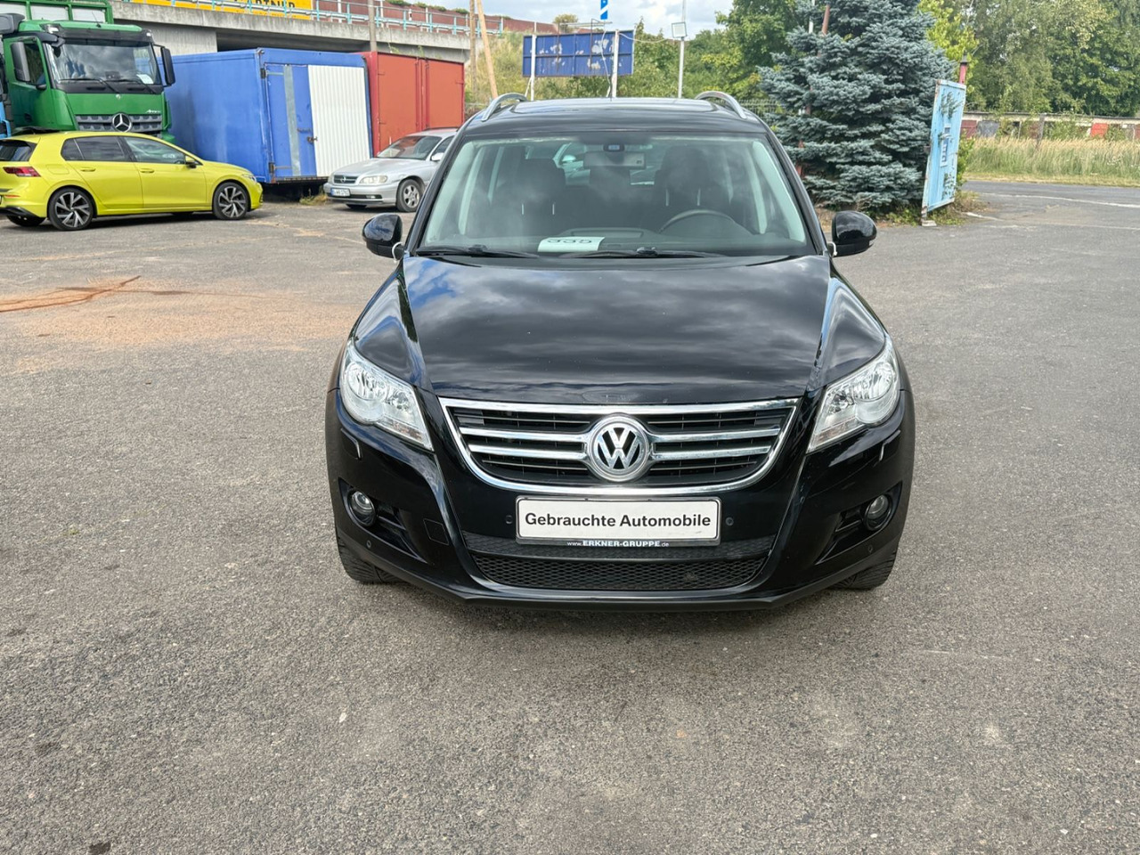 Volkswagen Tiguan Team BMT - Пътнически бус: снимка 1 Volkswagen Tiguan Team BMT - Пътнически бус: снимка 1