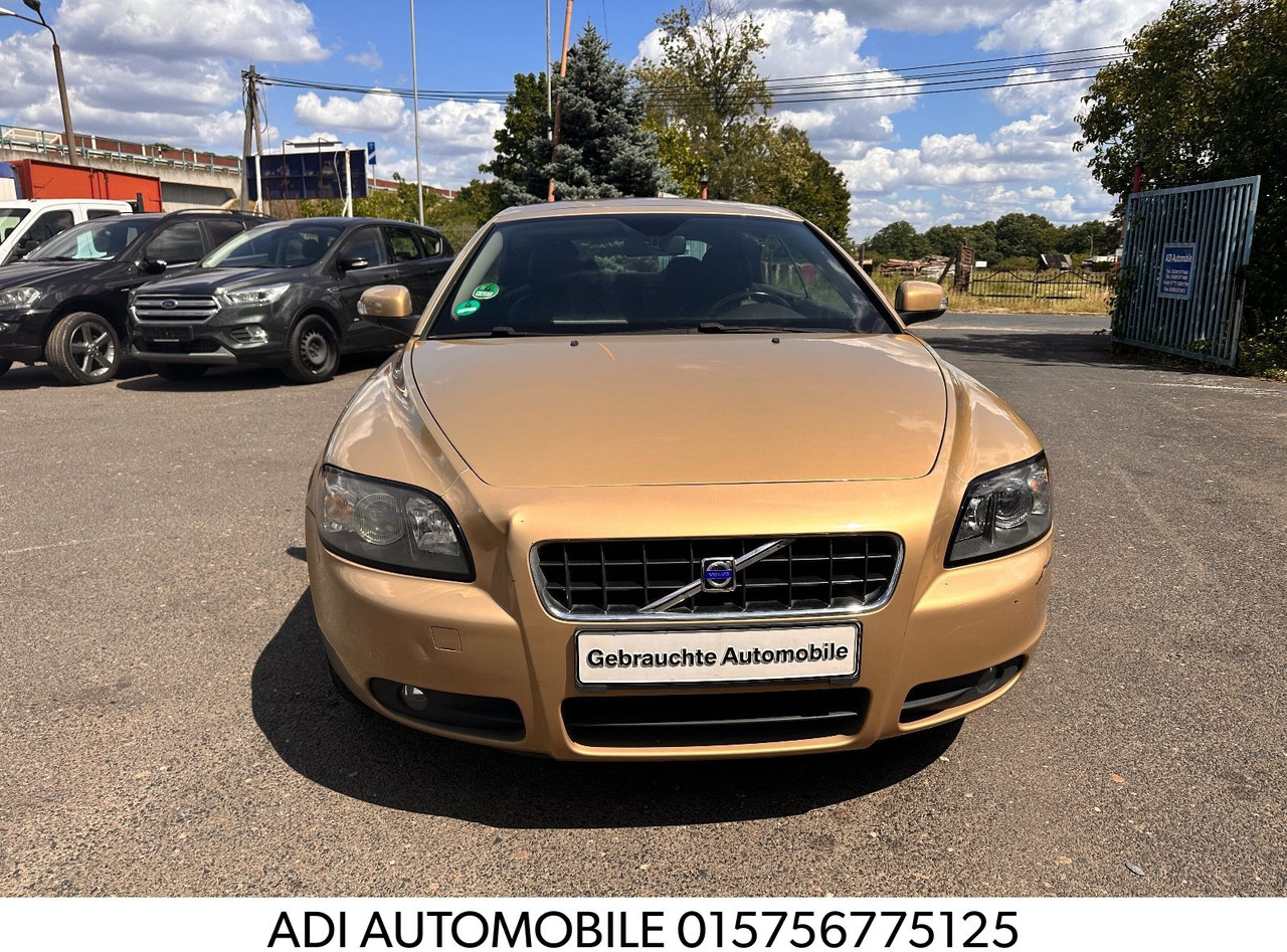 Volvo C70 Cabriolet 2.4 Kinetic Benzin/Flüssiggas - Лек автомобил: снимка 1 Volvo C70 Cabriolet 2.4 Kinetic Benzin/Flüssiggas - Лек автомобил: снимка 1