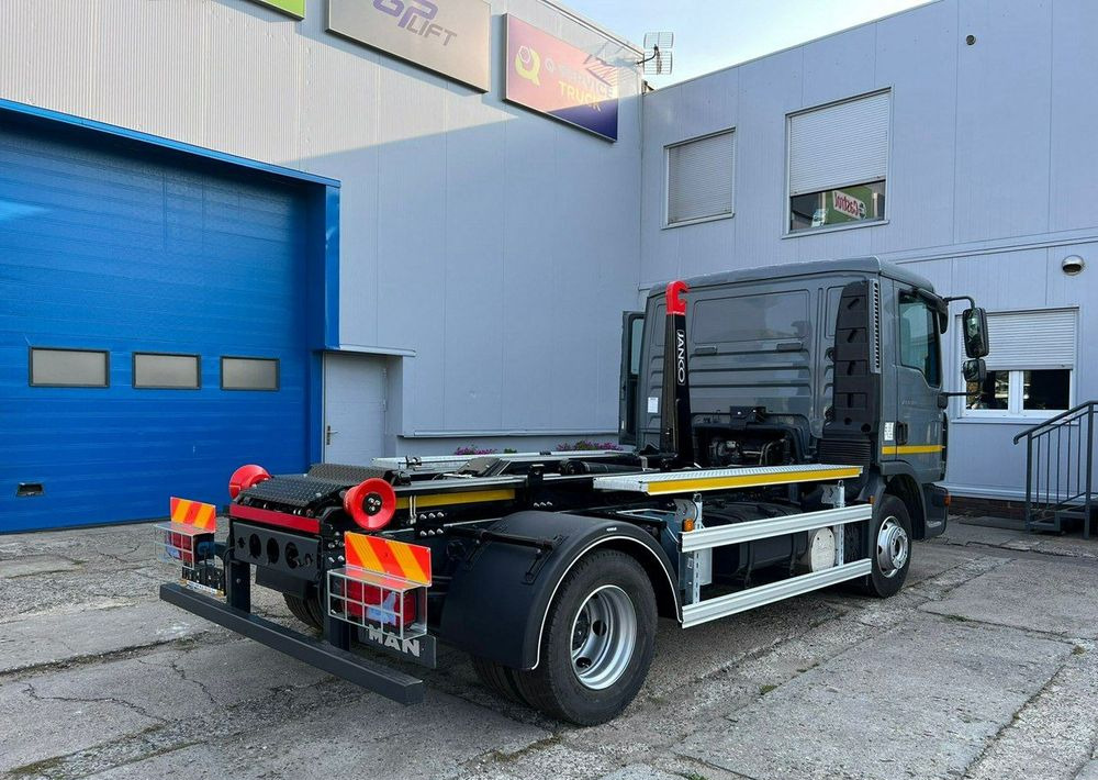 MAN TGL 12.180, hakowiec Janco/GP Lift - Боклукчийска кола: снимка 5 MAN TGL 12.180, hakowiec Janco/GP Lift - Боклукчийска кола: снимка 5