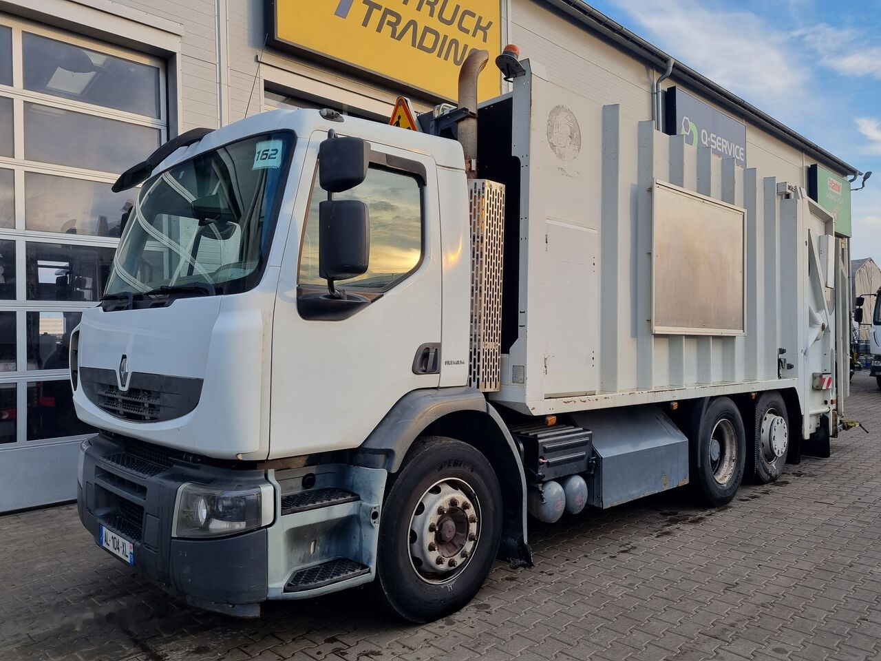 Renault Premium CNG - Боклукчийска кола: снимка 1 Renault Premium CNG - Боклукчийска кола: снимка 1