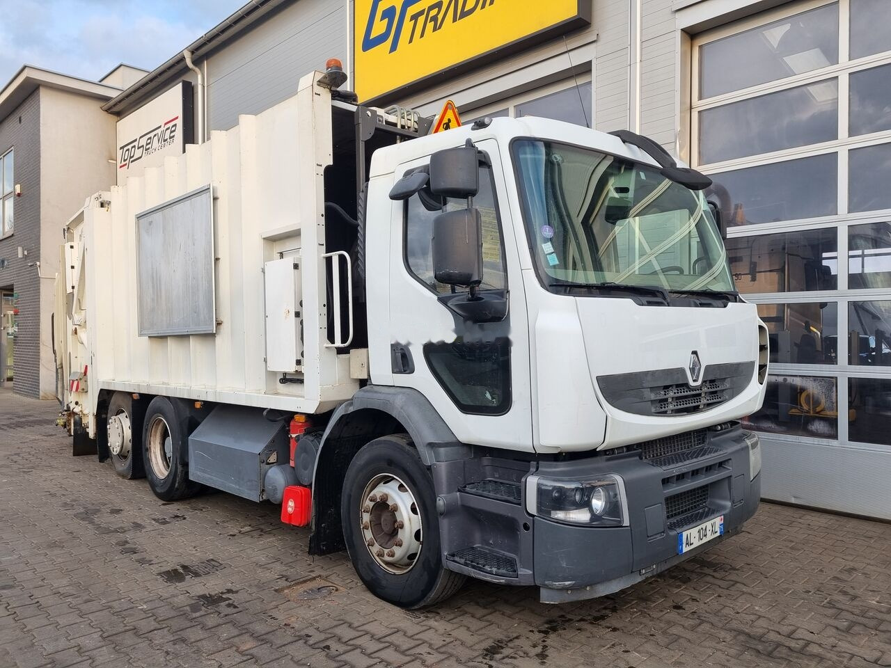 Renault Premium CNG - Боклукчийска кола: снимка 2 Renault Premium CNG - Боклукчийска кола: снимка 2