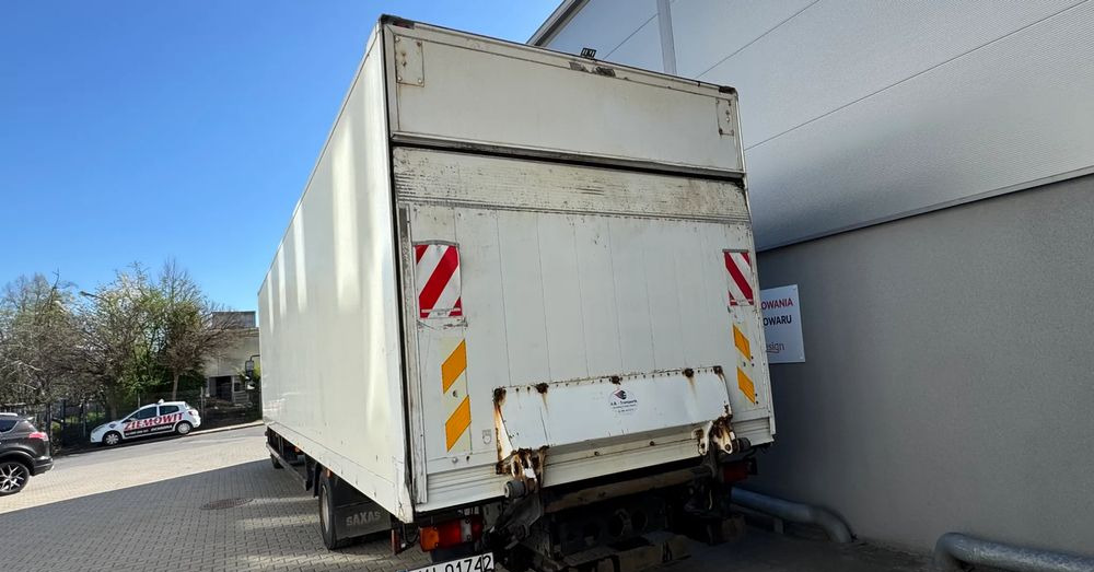 MAN TGL 12.250 4x2BL - Камион фургон: снимка 4 MAN TGL 12.250 4x2BL - Камион фургон: снимка 4