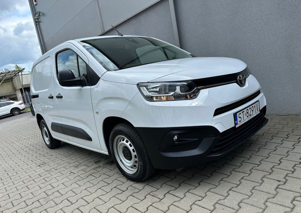 Toyota PROACE City - Малък ван: снимка 2 Toyota PROACE City - Малък ван: снимка 2