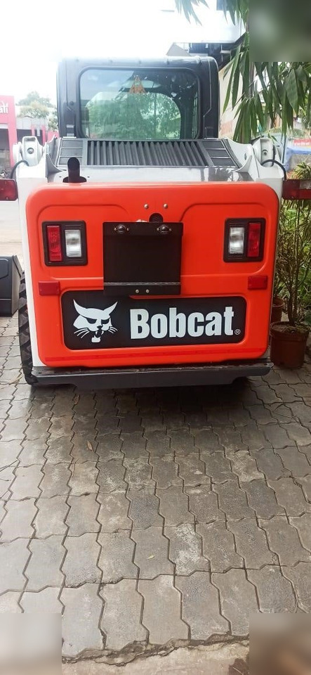 BOBCAT S450 - Мини челен товарач: снимка 5 BOBCAT S450 - Мини челен товарач: снимка 5