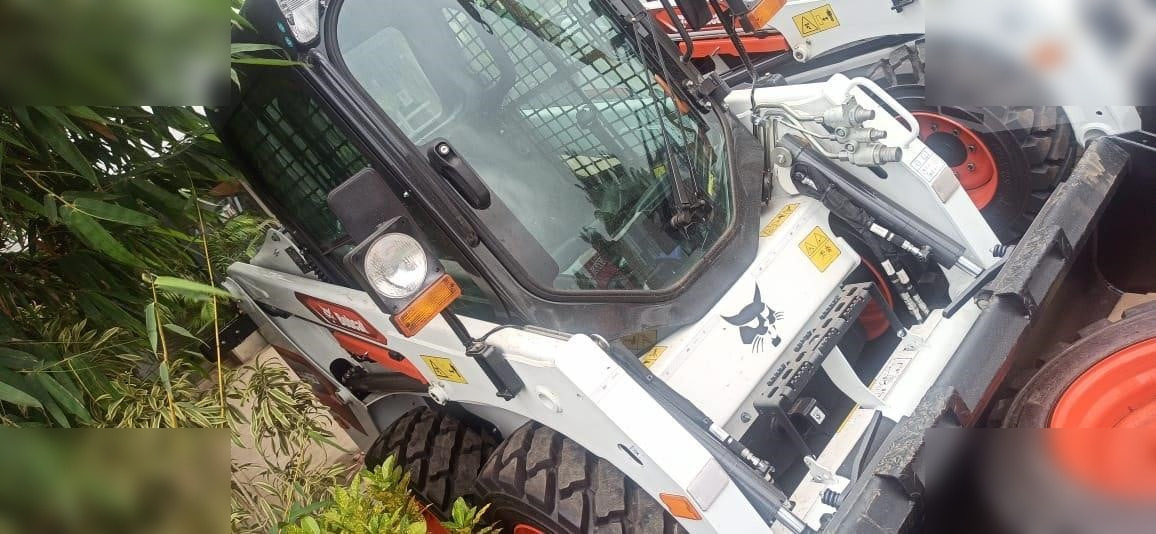 BOBCAT S450 - Мини челен товарач: снимка 3 BOBCAT S450 - Мини челен товарач: снимка 3