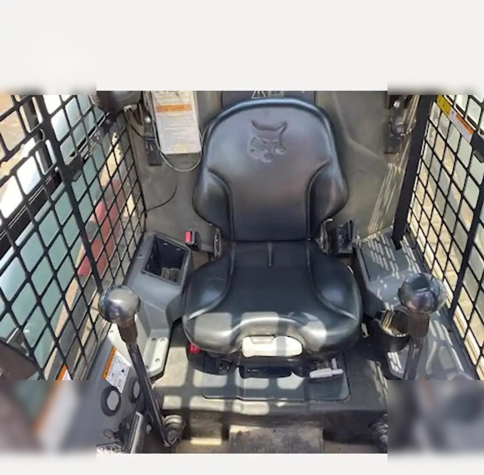 BOBCAT S590 - Мини челен товарач: снимка 5 BOBCAT S590 - Мини челен товарач: снимка 5