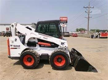 BOBCAT S770 - Мини челен товарач: снимка 2 BOBCAT S770 - Мини челен товарач: снимка 2