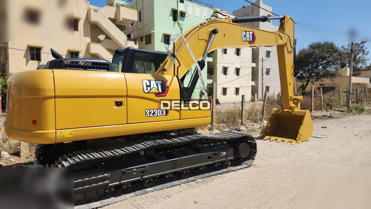CATERPILLAR 323D3 - Верижен багер: снимка 3 CATERPILLAR 323D3 - Верижен багер: снимка 3