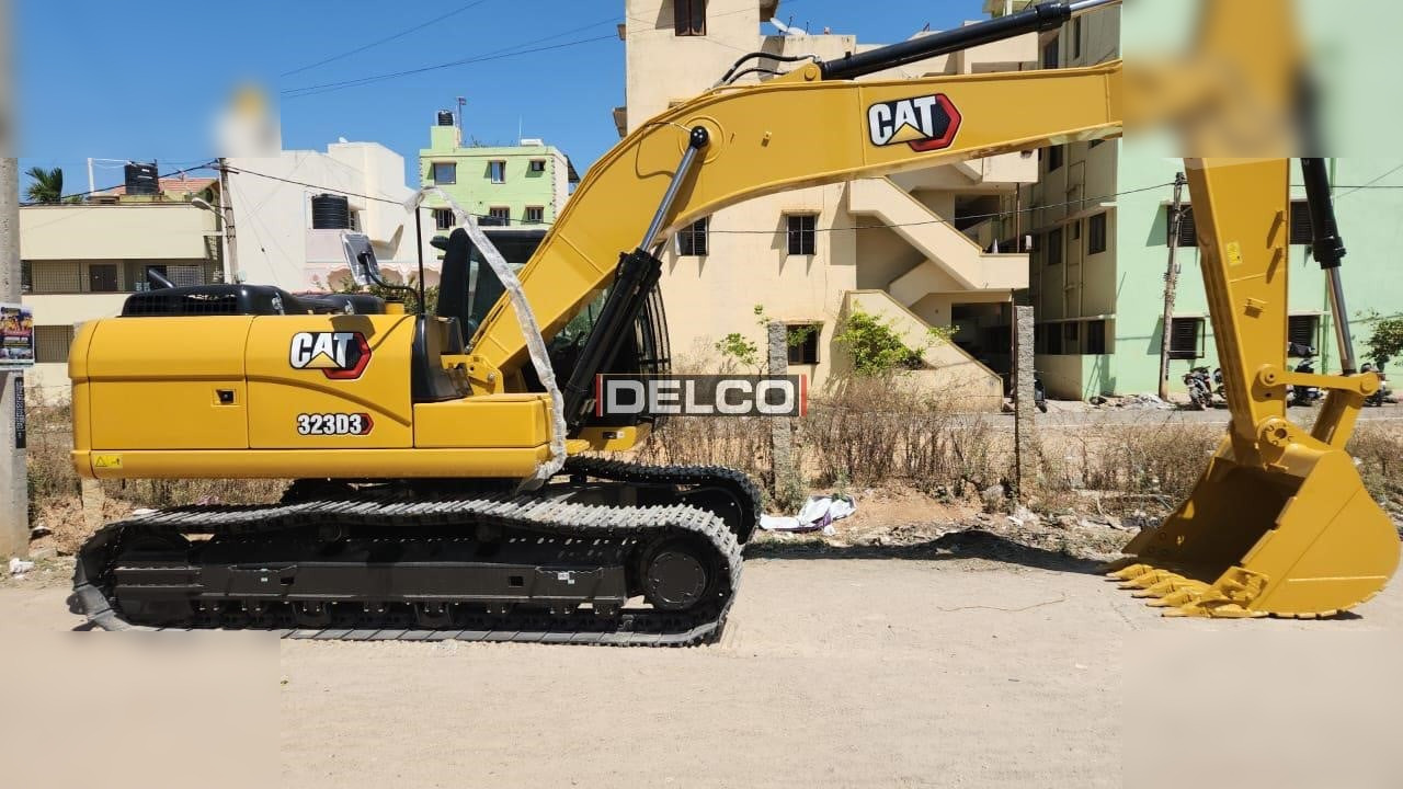 CATERPILLAR 323D3 - Верижен багер: снимка 1 CATERPILLAR 323D3 - Верижен багер: снимка 1