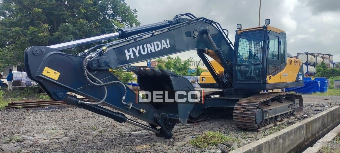 HYUNDAI ROBEX 210 - Верижен багер: снимка 1 HYUNDAI ROBEX 210 - Верижен багер: снимка 1