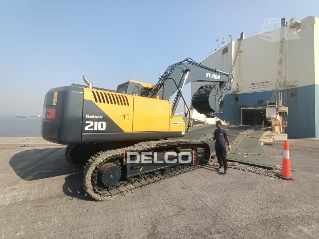 HYUNDAI ROBEX 210 - Верижен багер: снимка 5 HYUNDAI ROBEX 210 - Верижен багер: снимка 5