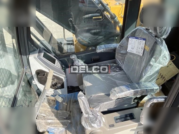 Нови Верижен багер HYUNDAI ROBEX 215L SMART: снимка 16