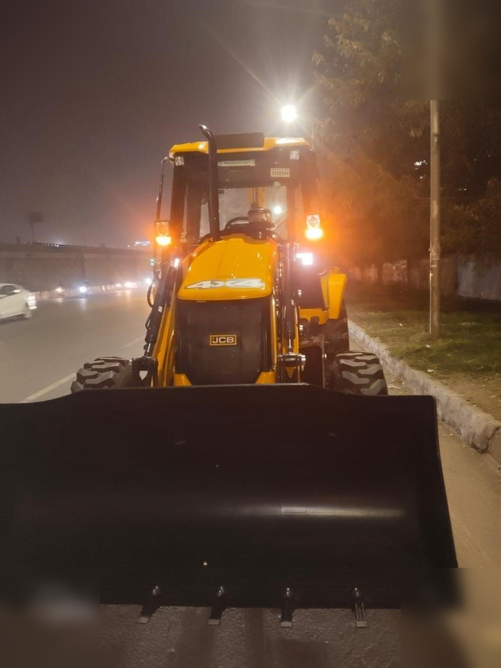JCB 3DX SUPER - Багер-товарач: снимка 4 JCB 3DX SUPER - Багер-товарач: снимка 4