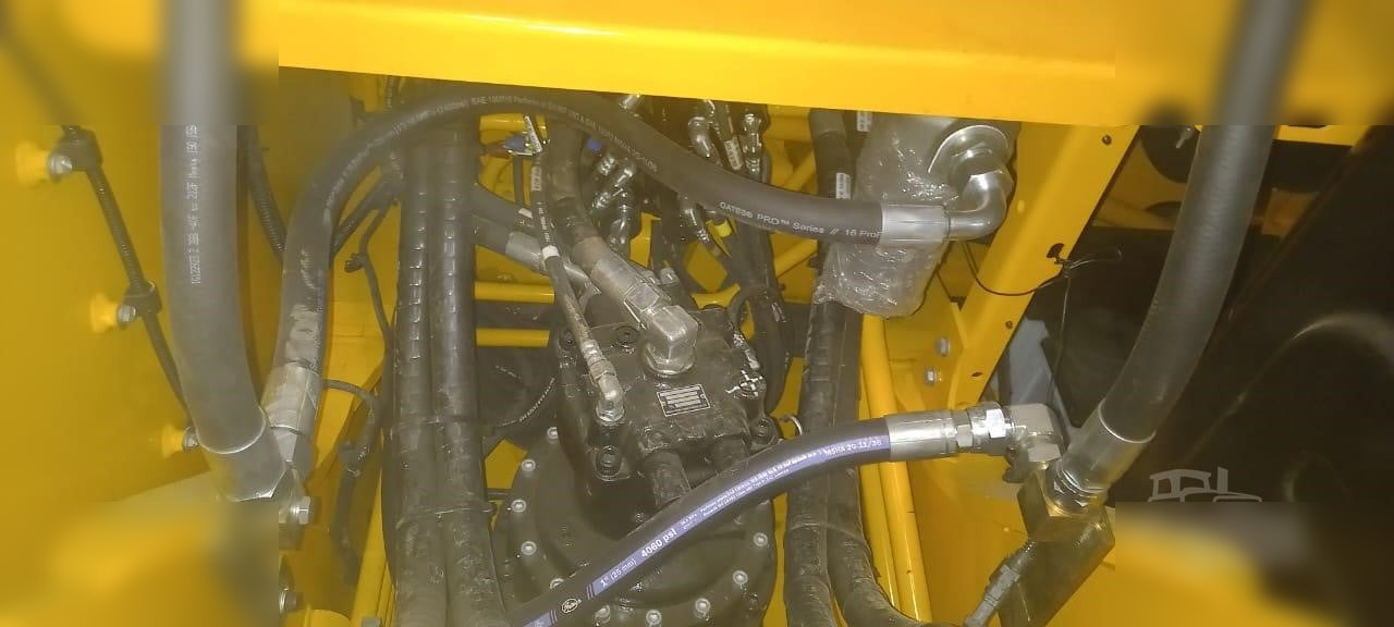 Нови Верижен багер JCB JS210 LC: снимка 11 Нови Верижен багер JCB JS210 LC: снимка 11