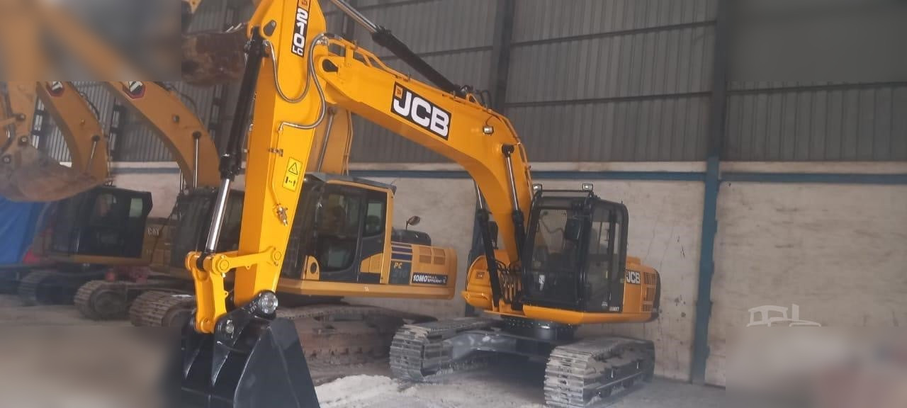 JCB JS210 LC - Верижен багер: снимка 1 JCB JS210 LC - Верижен багер: снимка 1