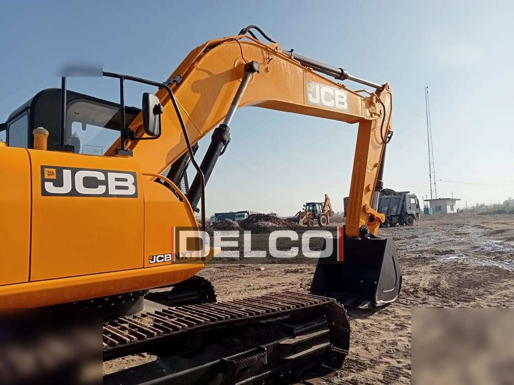 Нови Верижен багер JCB NXT215 LC: снимка 10