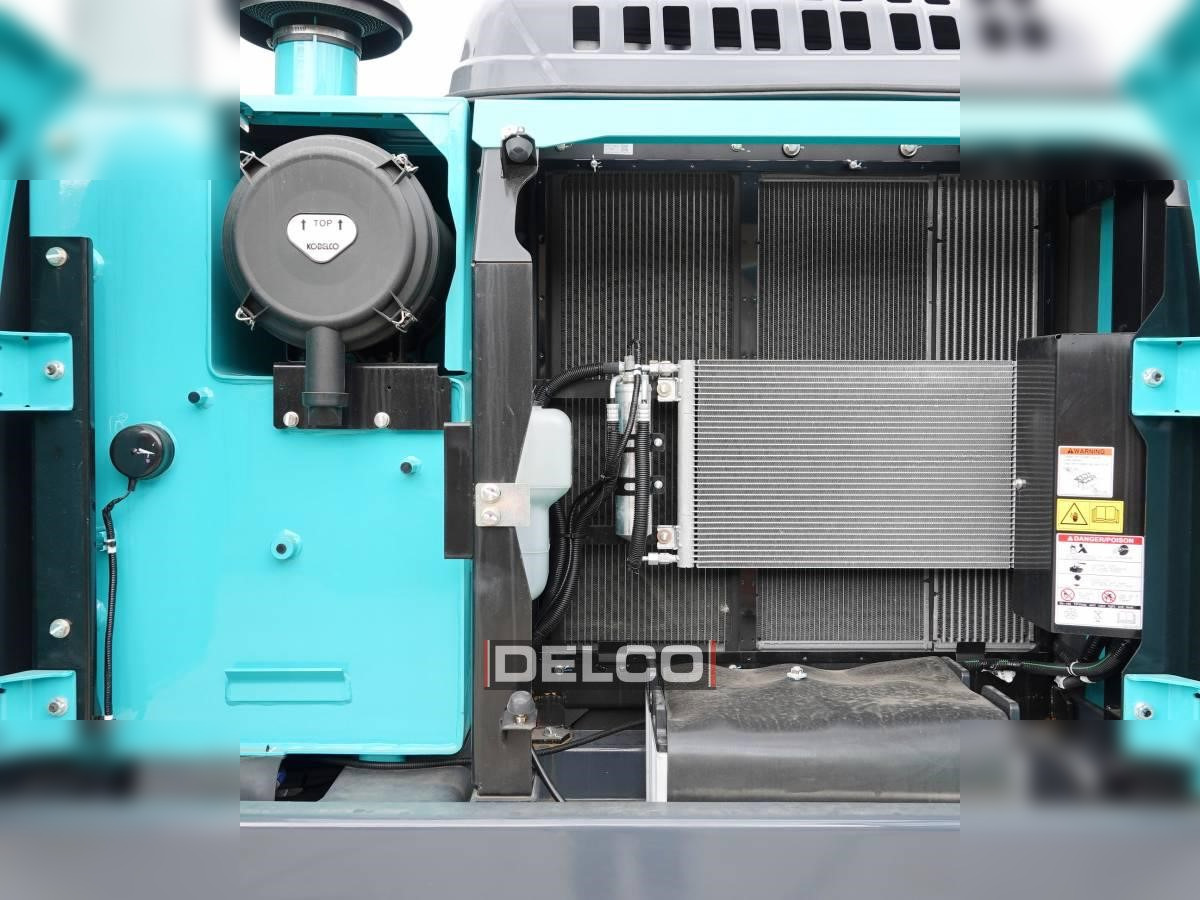 Нови Верижен багер KOBELCO SK220: снимка 11