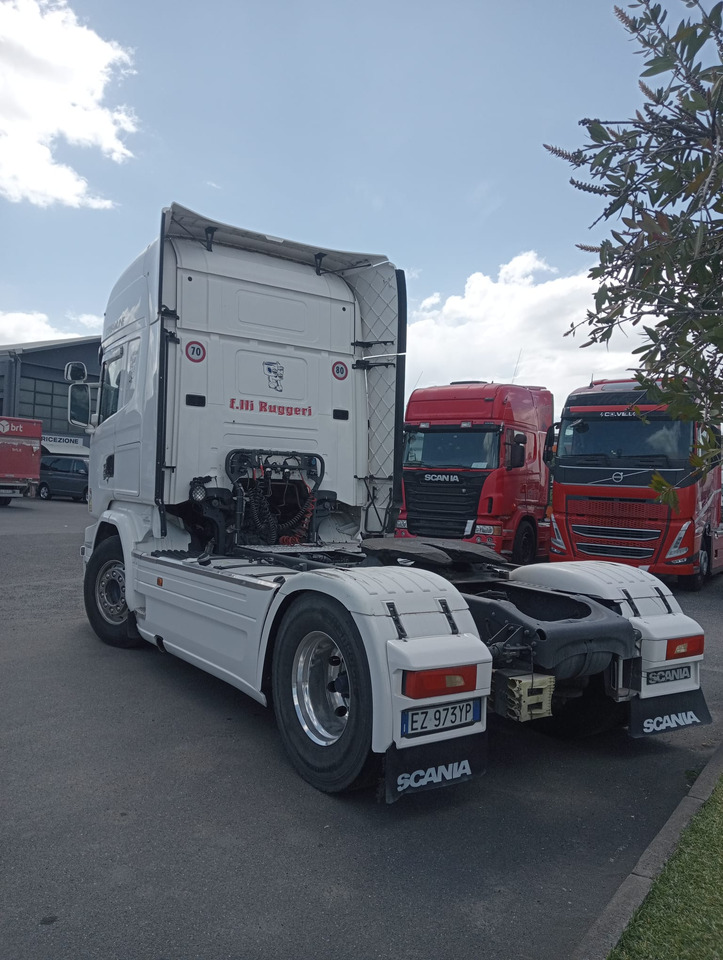 SCANIA R490LA4X2NB - Влекач: снимка 3 SCANIA R490LA4X2NB - Влекач: снимка 3