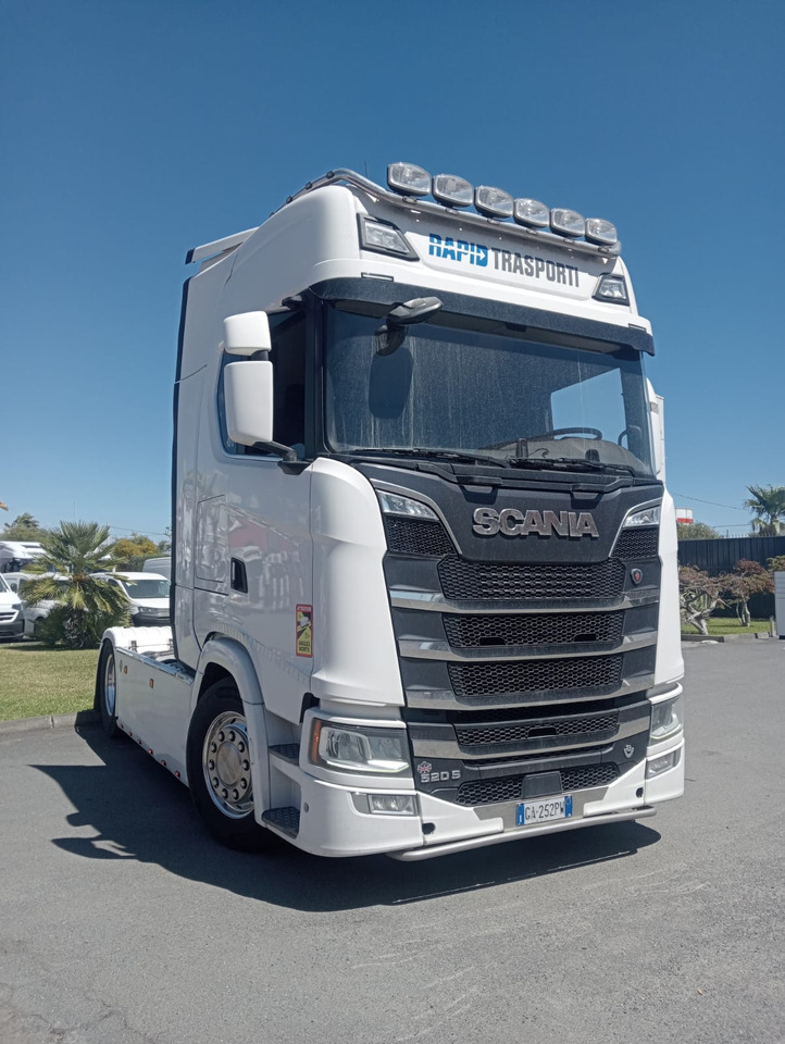 SCANIA S520 A4X2NB - Влекач: снимка 2 SCANIA S520 A4X2NB - Влекач: снимка 2